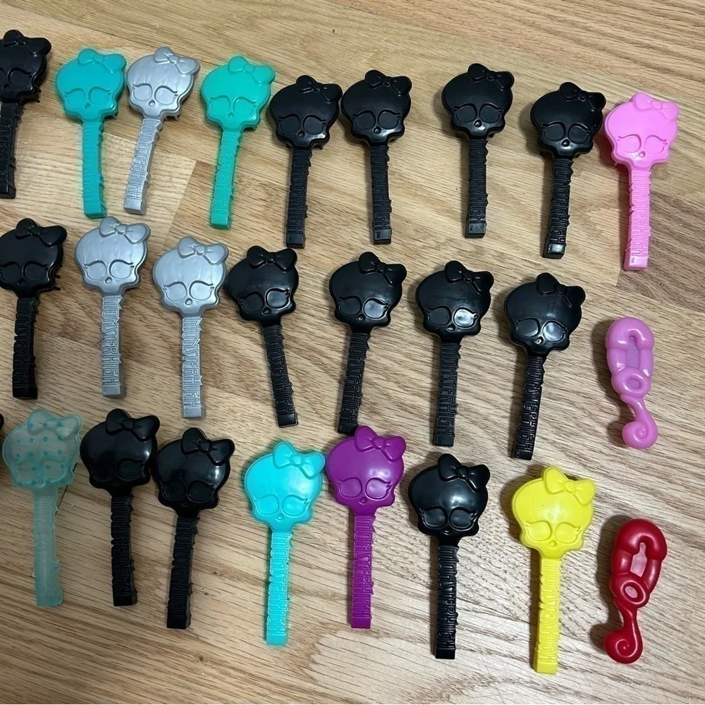 Monster High Hair Brush Lot Bundle Black Blue Purple Kids Doll Accessories